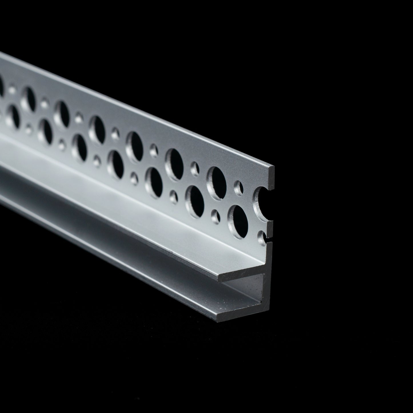 Flex Extreme Tiled-in Channel (13mm)